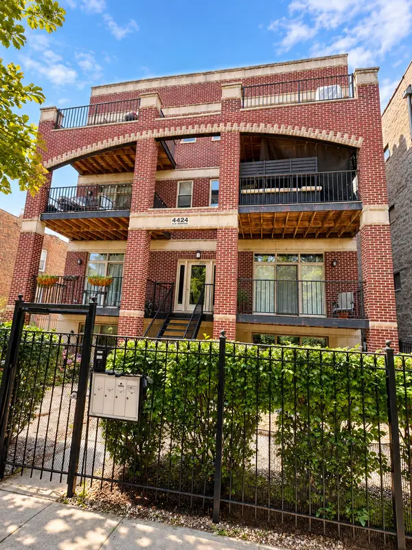 4424 S Indiana Avenue #1N, Chicago, IL 60653