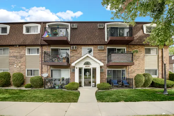 6430 Pamela Lane #12, Chicago Ridge, IL 60415