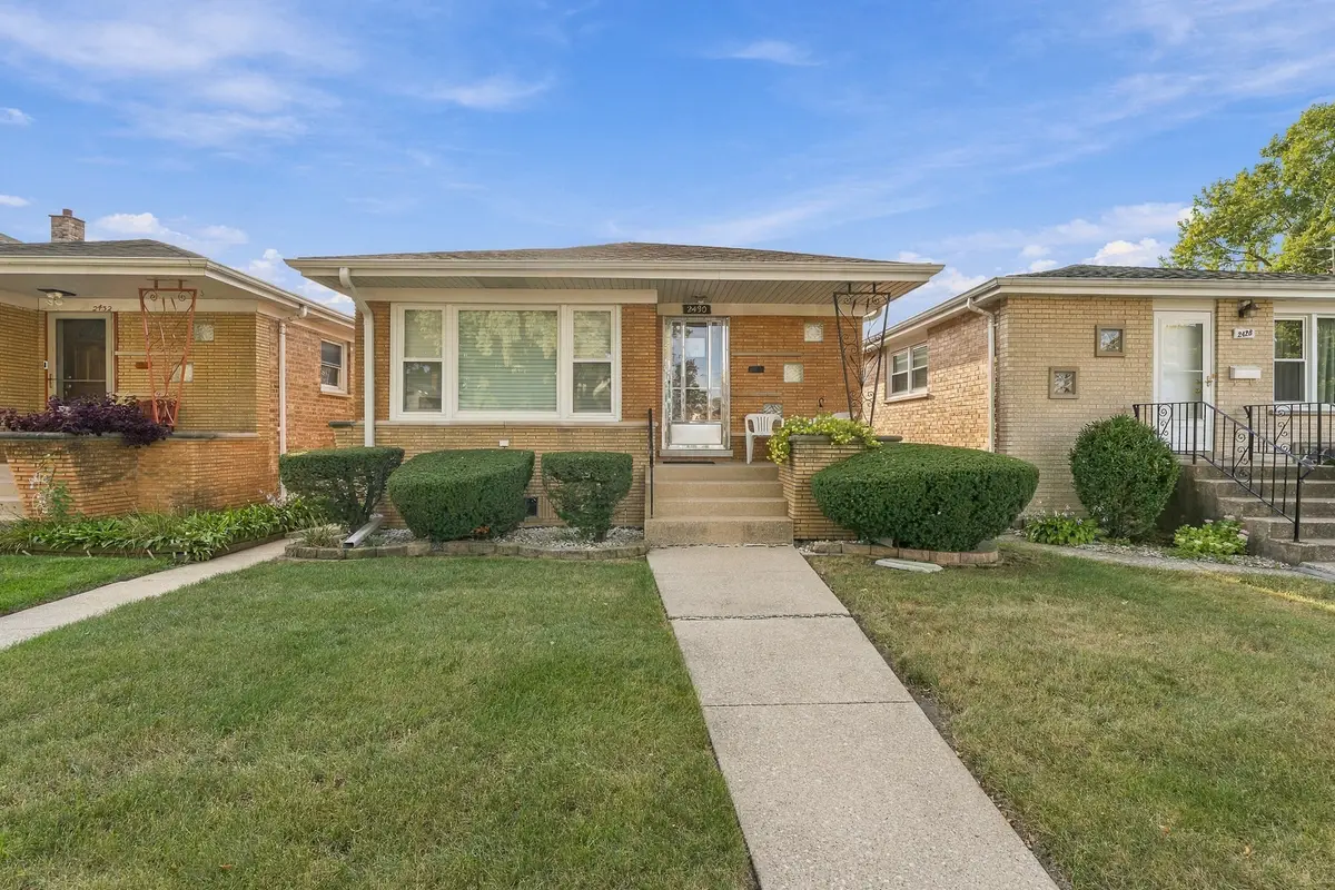 2430 Westover Avenue, North Riverside, IL 60546 - #1