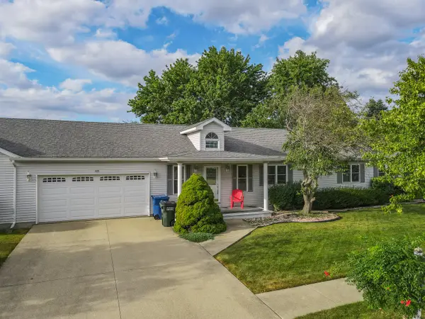 405 Sorin Circle, Manteno, IL 60950