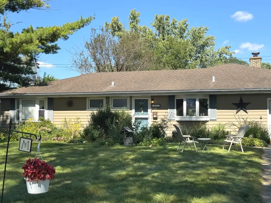 603 Wakeman Avenue, Wheaton, IL 60187 - #2