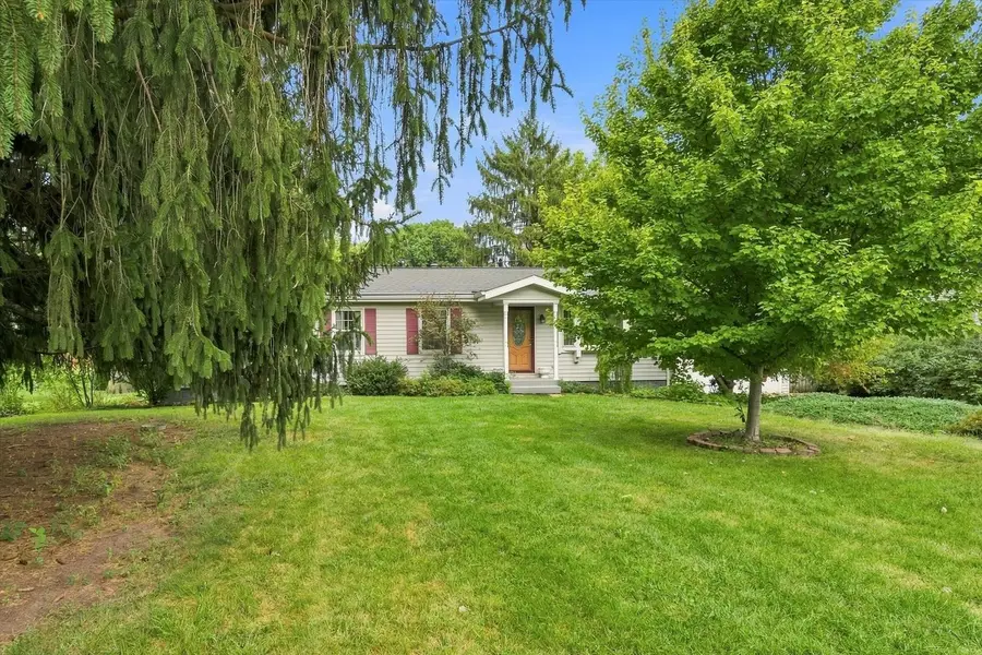 808 Warren Street, Henry, IL 61537 - #3