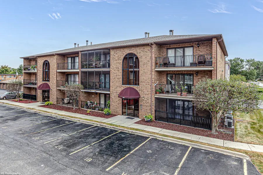 7112 W 108th Street #101, Worth, IL 60482 - #3