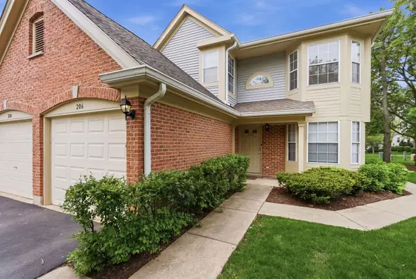 206 Glasgow Lane #B206, Schaumburg, IL 60194