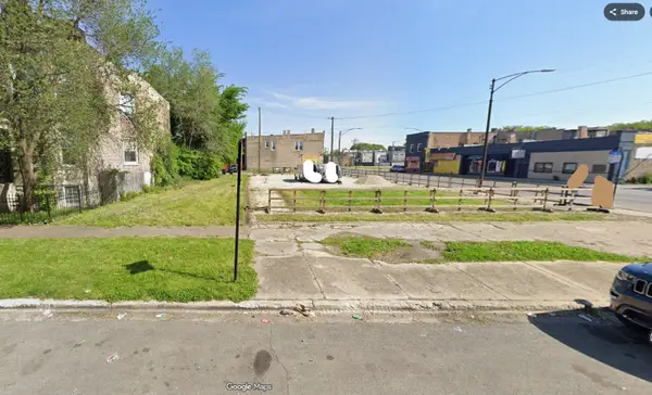 4006 W Polk Street, Chicago, IL 60624