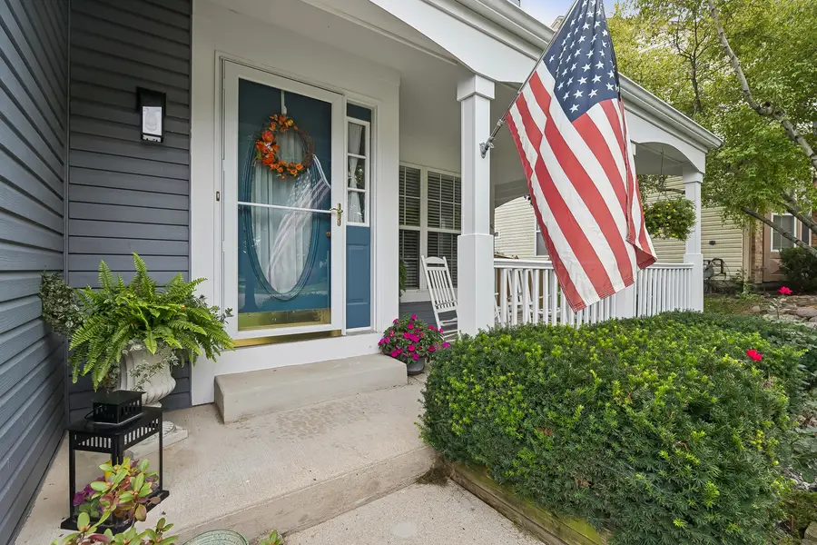 32 E Dahlia Lane, Round Lake Beach, IL 60073 - #2