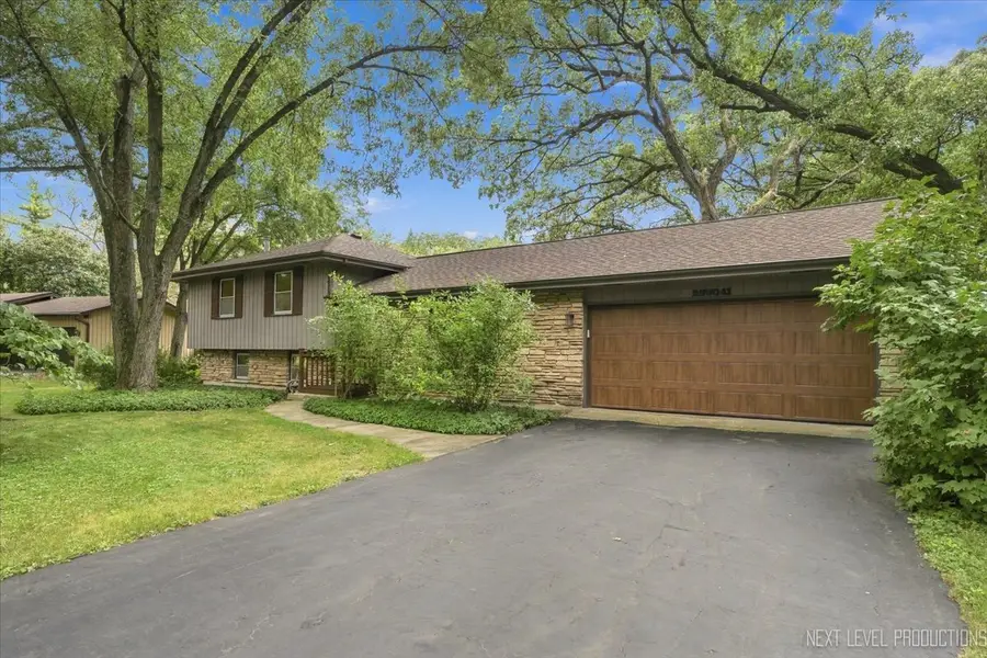 28W041 Elm Drive, West Chicago, IL 60185 - #2