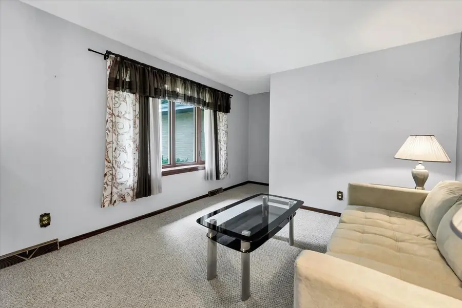 3932 Lemans Drive, Rockford, IL 61101 - #3
