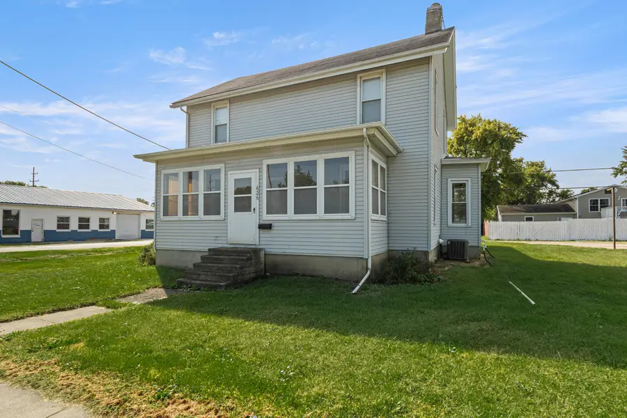 626 E Howard Street, Pontiac, IL 61764 - #2