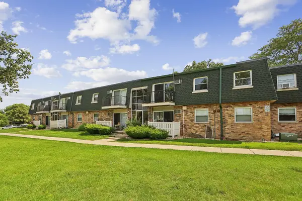 8427 W 99th Terrace #35-311, Palos Hills, IL 60465
