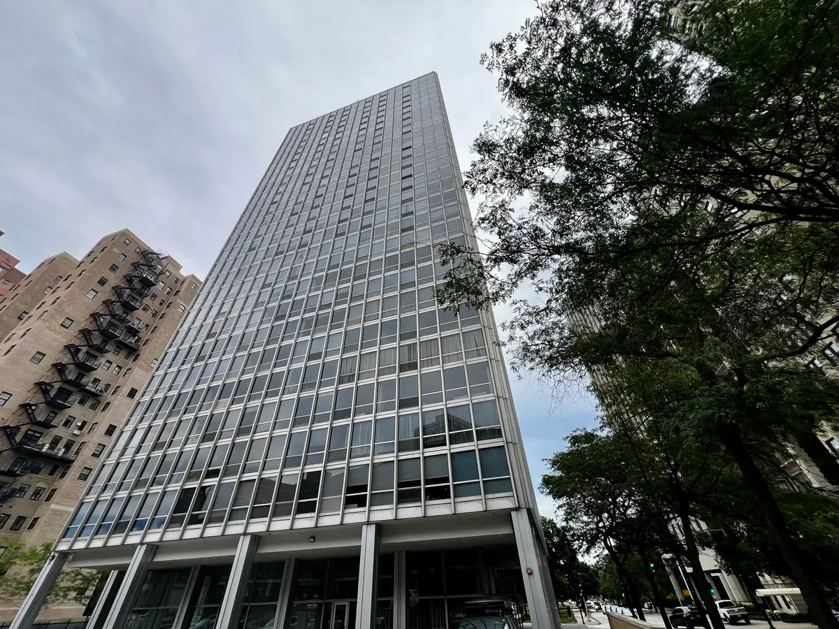 2400 N Lakeview Avenue #1007, Chicago, IL 60614 - #1