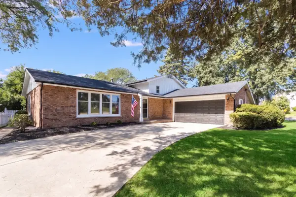 640 N Locust Street, Frankfort, IL 60423