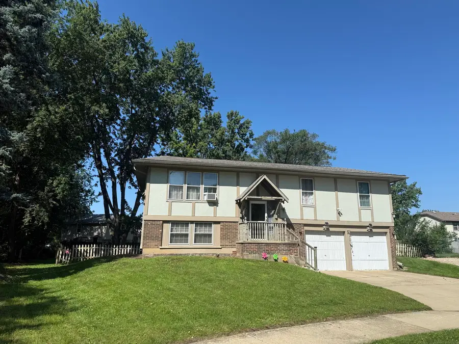 311 Robinhood Court, Bolingbrook, IL 60440 - #3