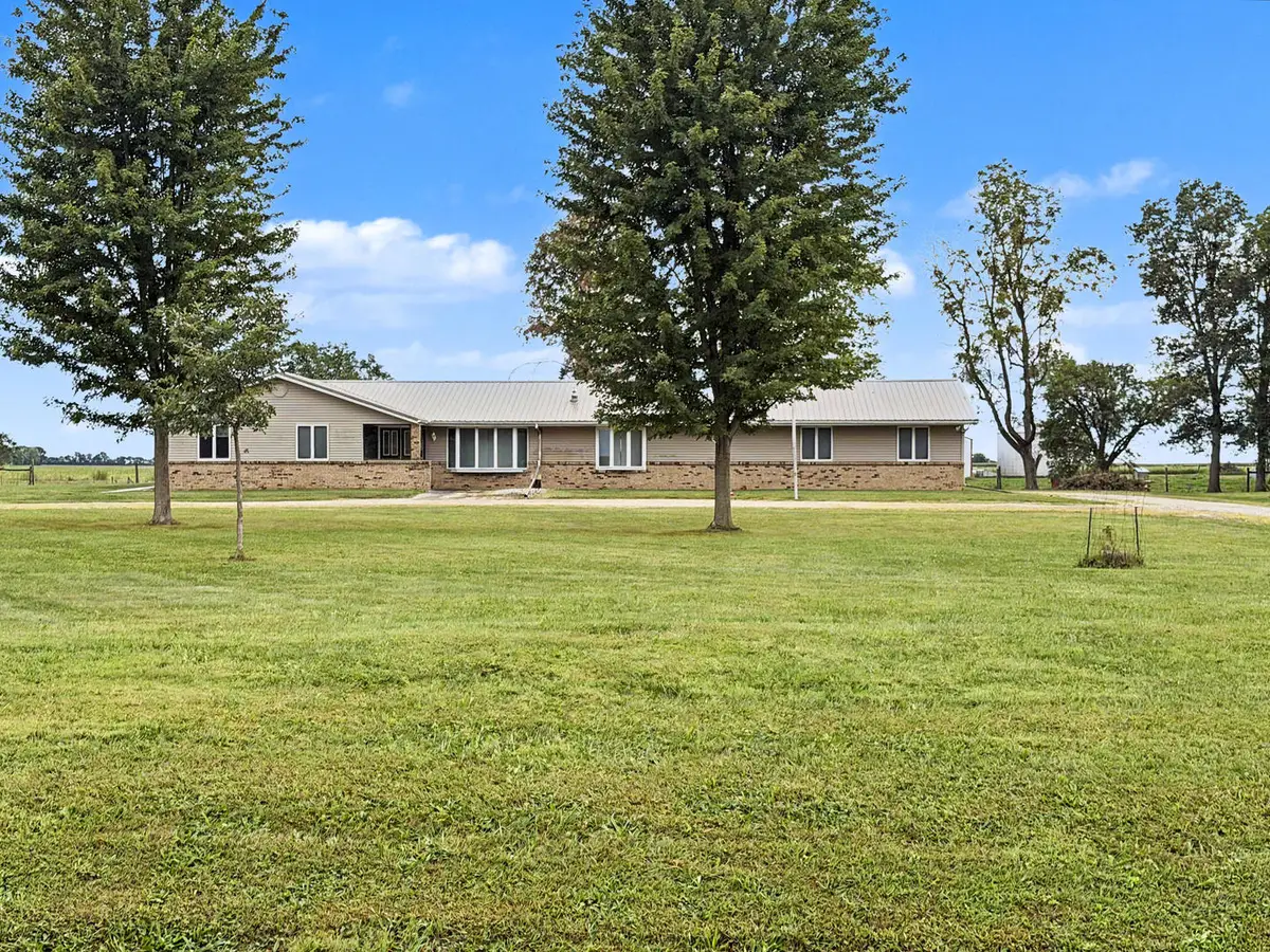 2661 E 900 North Road, Milford, IL 60953 - #1