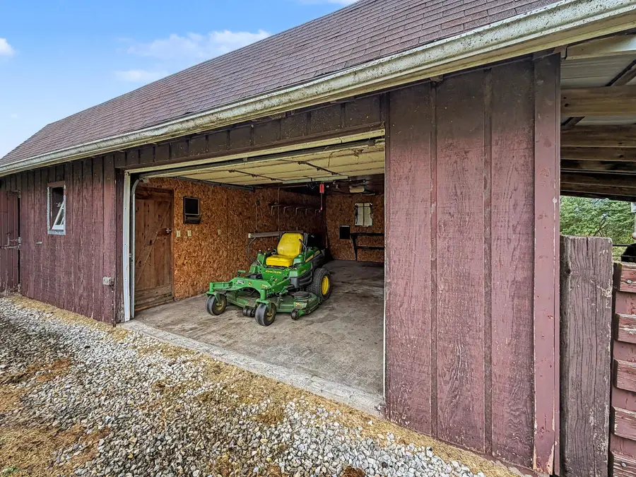 2661 E 900 North Road, Milford, IL 60953 - #3
