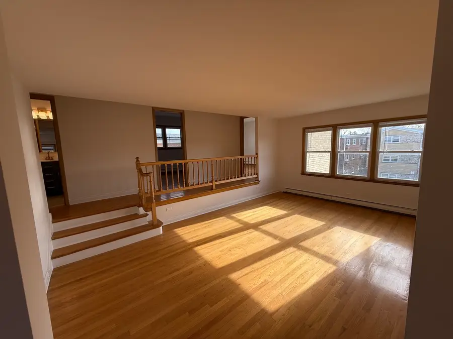 680 Beau Court, Des Plaines, IL 60016 - #2