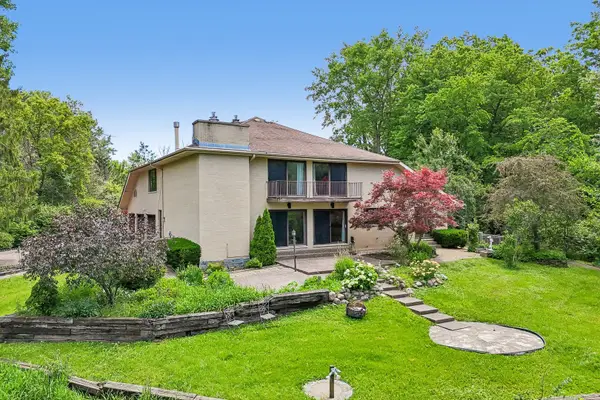1191 Hunters Lane, Libertyville, IL 60048