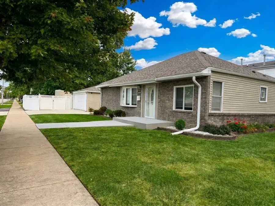 10801 Oak Avenue, Chicago Ridge, IL 60415 - #3