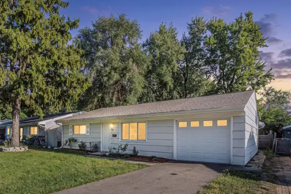 63 W Manchester Drive, Wheeling, IL 60090