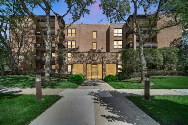 1066 Shermer Road #11, Northbrook, IL 60062