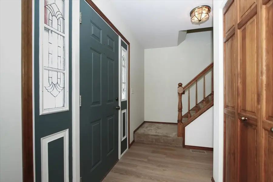 586 Liberty Avenue, South Elgin, IL 60177 - #2
