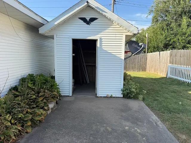 2358 W Lombard Street, Davenport, IA 52804 - #2