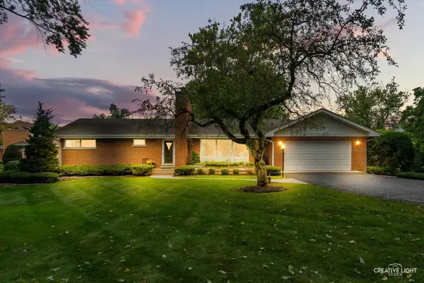 Address Withheld By Seller, Glen Ellyn, IL 60137