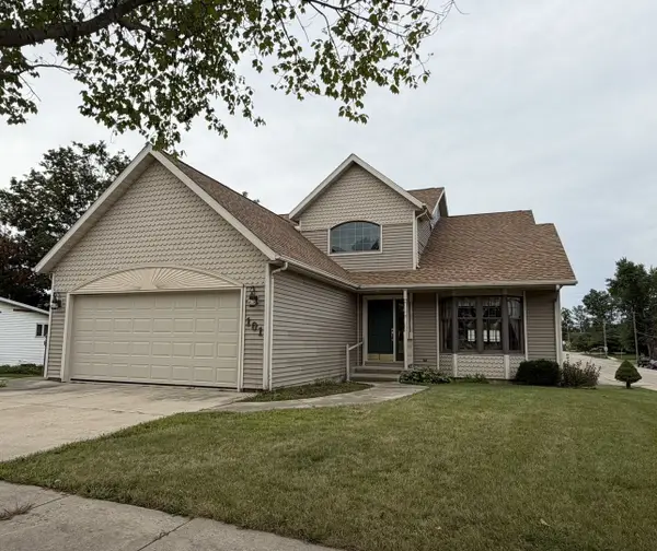 101 E Provost Street, Lena, IL 61048
