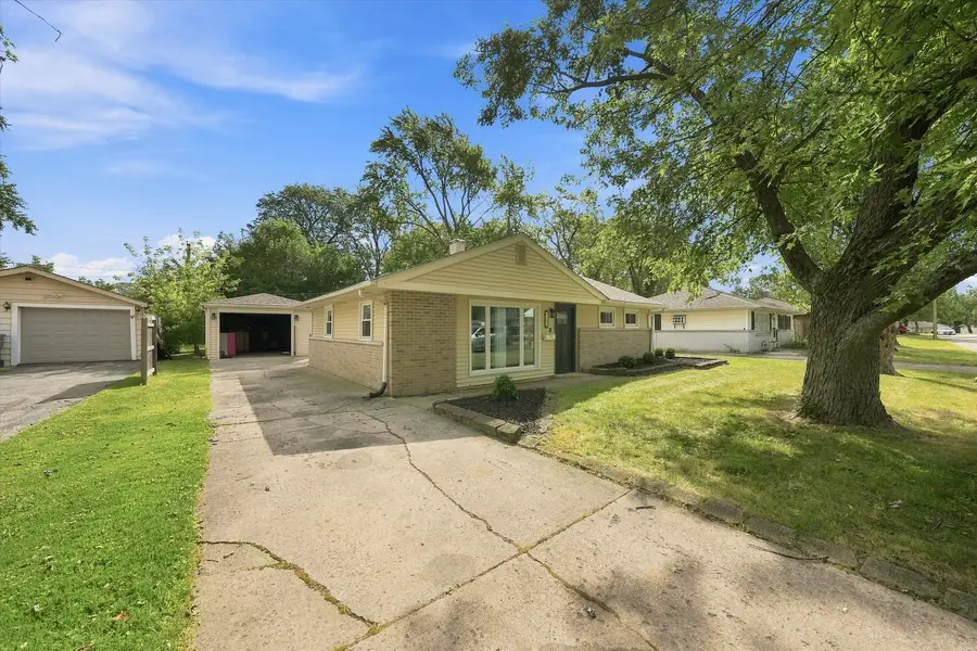 422 Suwanee Street, Park Forest, IL 60466 - #3