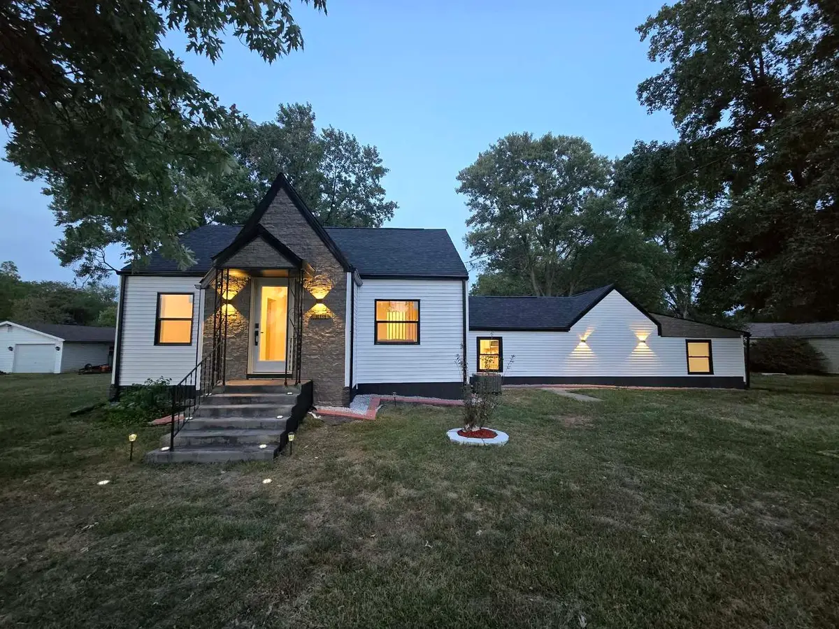 14322 Memory Lane, Mount Vernon, IL 62864 - #1