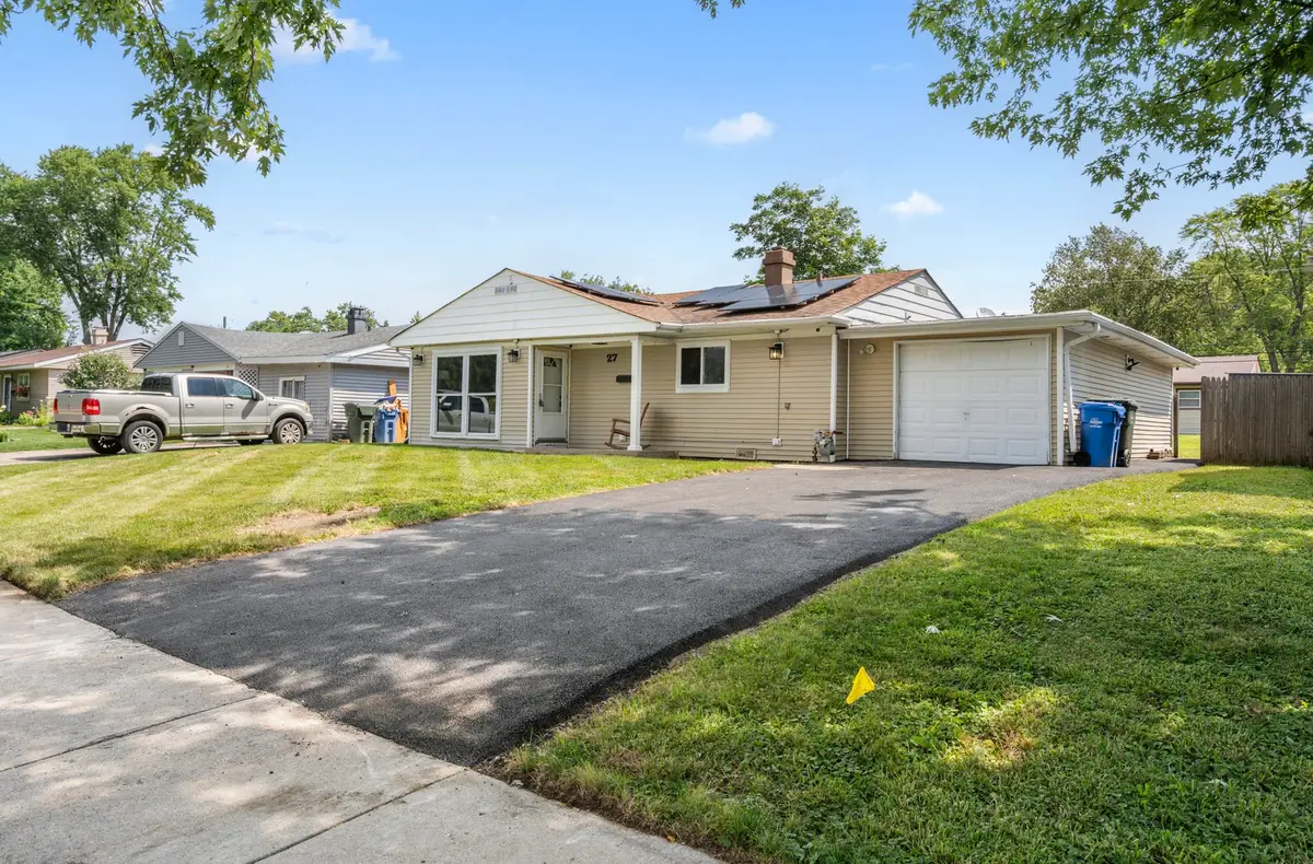 27 Cardinal Lane, Carpentersville, IL 60110 - #1