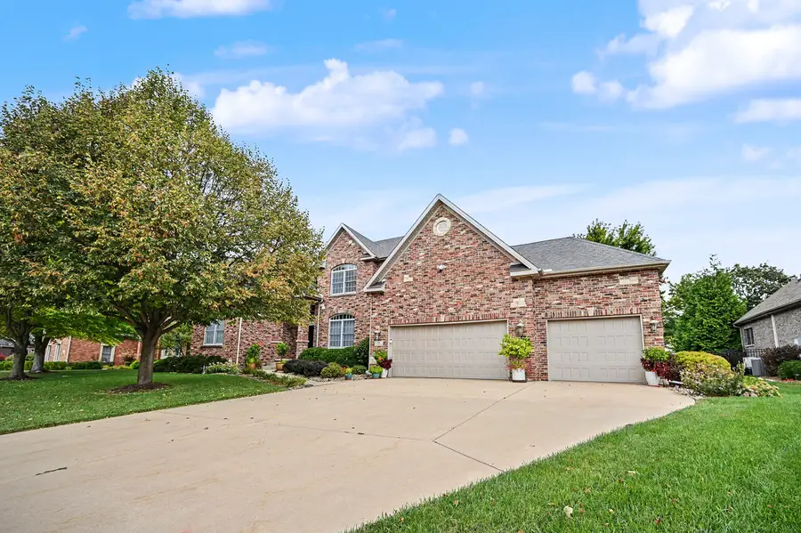 18 Stonebrook Court, Bloomington, IL 61704 - #2