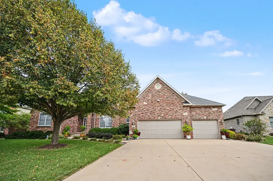 18 Stonebrook Court, Bloomington, IL 61704 - #3