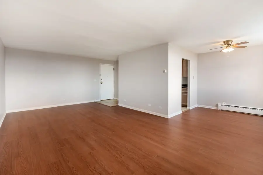 225 S Rohlwing Road #615, Palatine, IL 60067 - #3
