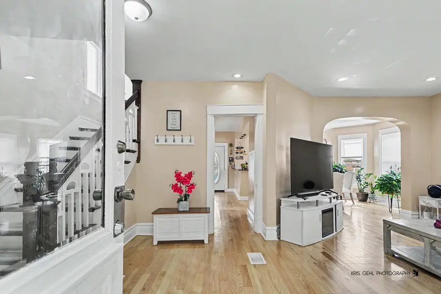 415 S 20th Avenue S, Maywood, IL 60153 - #3
