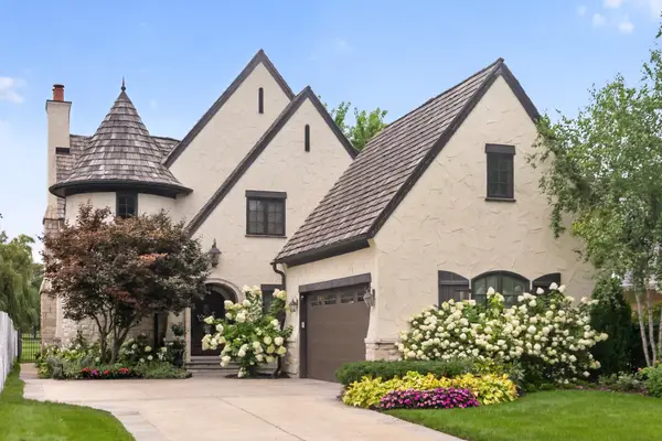 928 Hastings Street, Park Ridge, IL 60068
