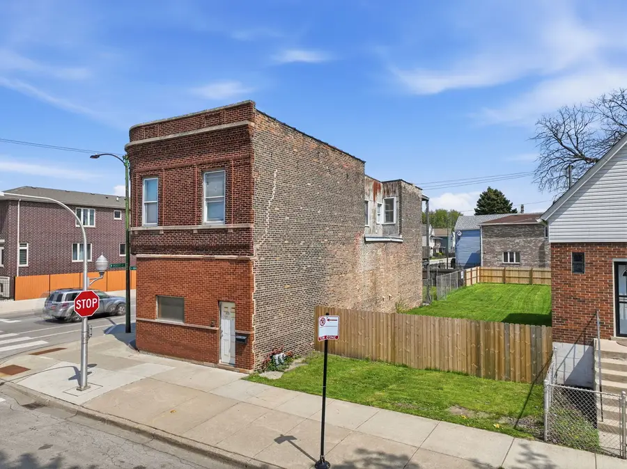 4135 S Wallace Street, Chicago, IL 60609 - #3