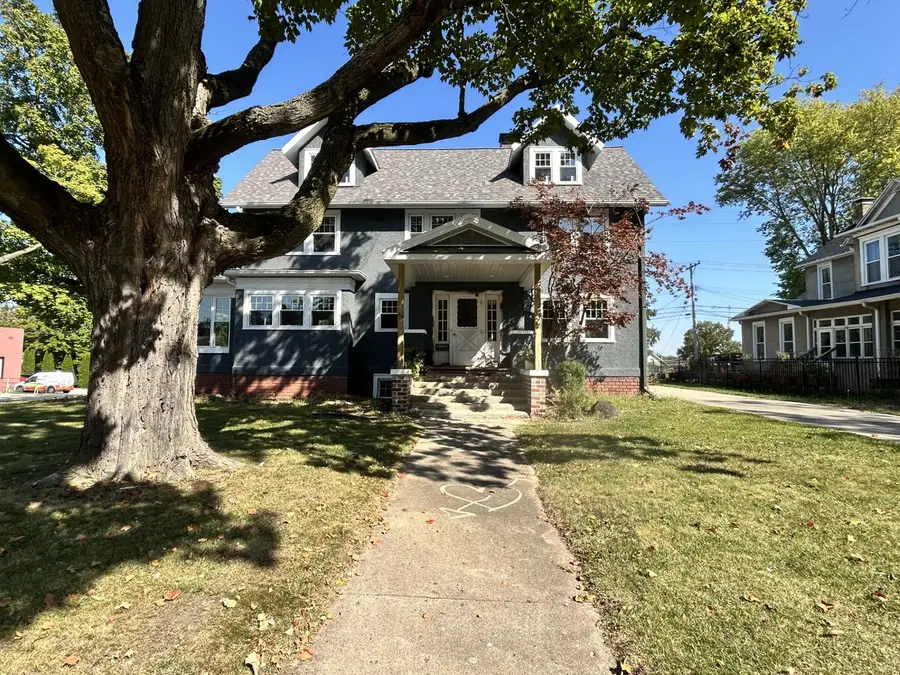 200 E Dakota Street, Spring Valley, IL 61362 - #2