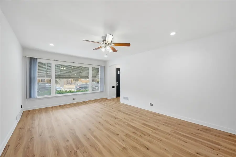 8846 S Dorchester Avenue, Chicago, IL 60619 - #3