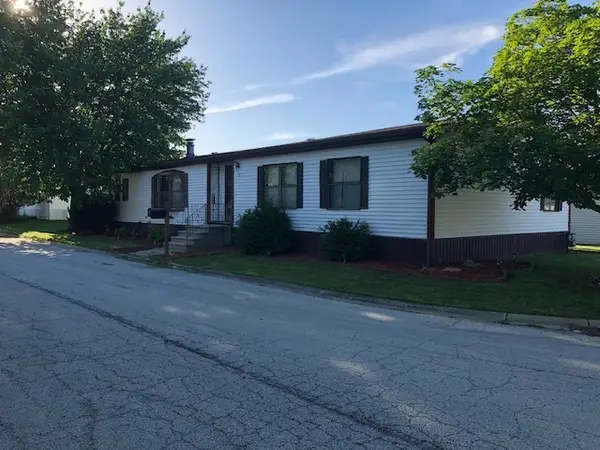 712 Huntsbridge Road, Matteson, IL 60443