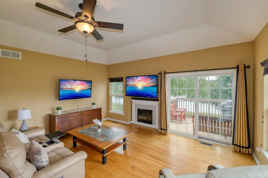 1195 Freedom Road, Elburn, IL 60119 - #3