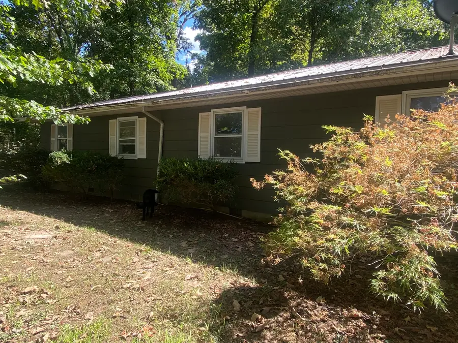 594 County Road 150 N, Thompsonville, IL 62890 - #2