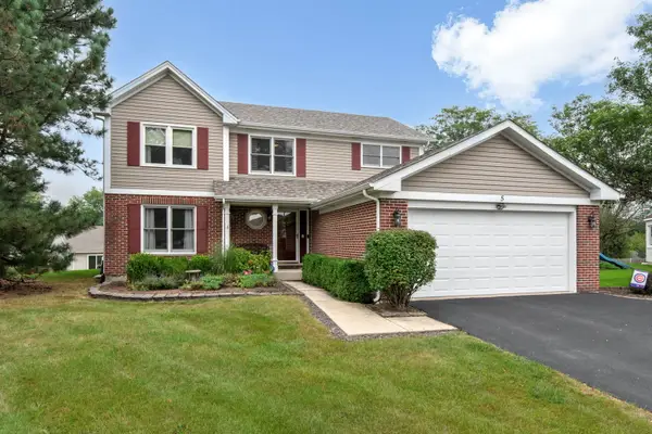 5 Beaver Creek Court, Bolingbrook, IL 60490