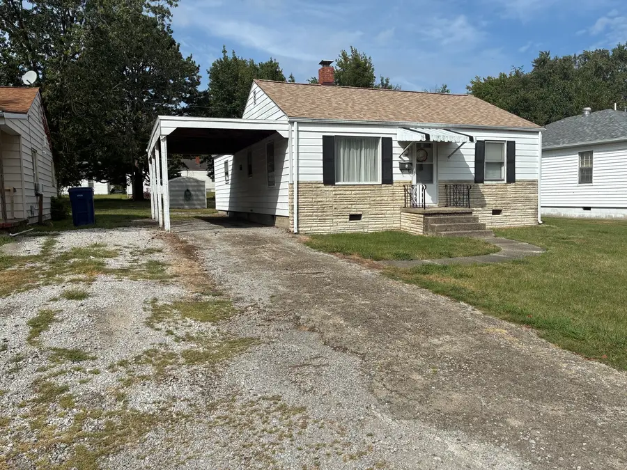 2712 Logan Street, Mount Vernon, IL 62864 - #3