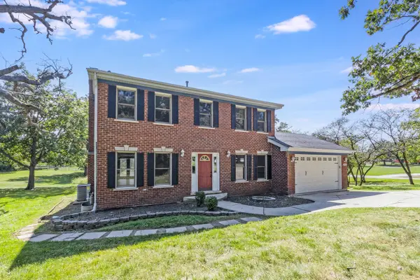 23115 S Hidden Lake Trail, Crete, IL 60417