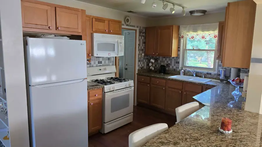250 Marquette Street, Park Forest, IL 60466 - #3