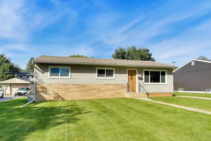 156 Terry Court, Woodstock, IL 60098 - #2