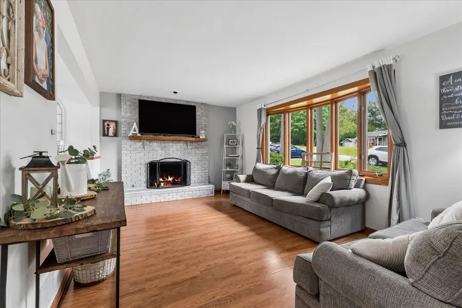 16 Woody Way, Oakwood Hills, IL 60013 - #3