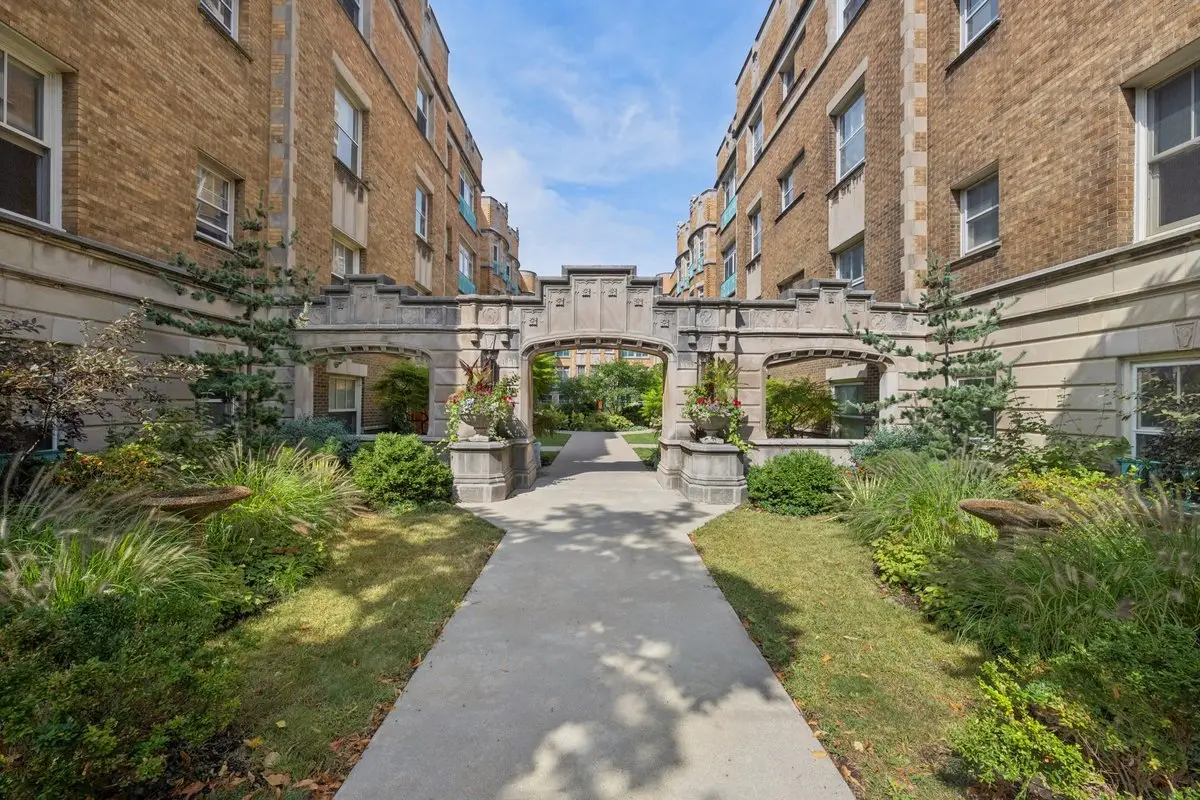1534 E 59th Street #L2, Chicago, IL 60637 - #1
