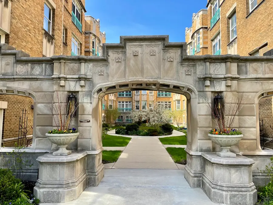 1534 E 59th Street #L2, Chicago, IL 60637 - #2
